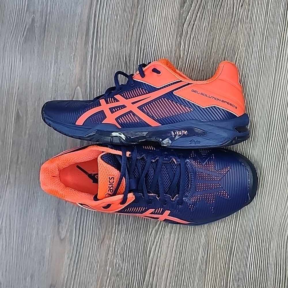 ASICS womens 7.5 Gel solution speed 3